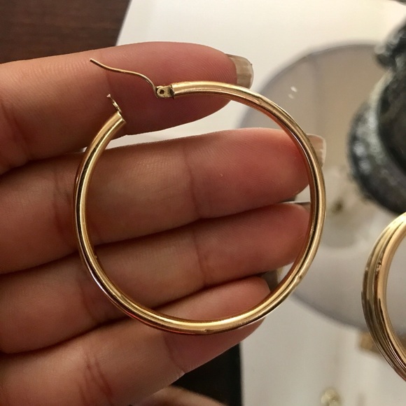 14k gold hoops - Picture 2 of 6
